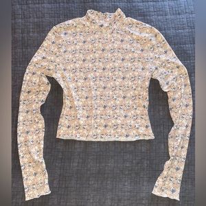 NWT mock neck floral top